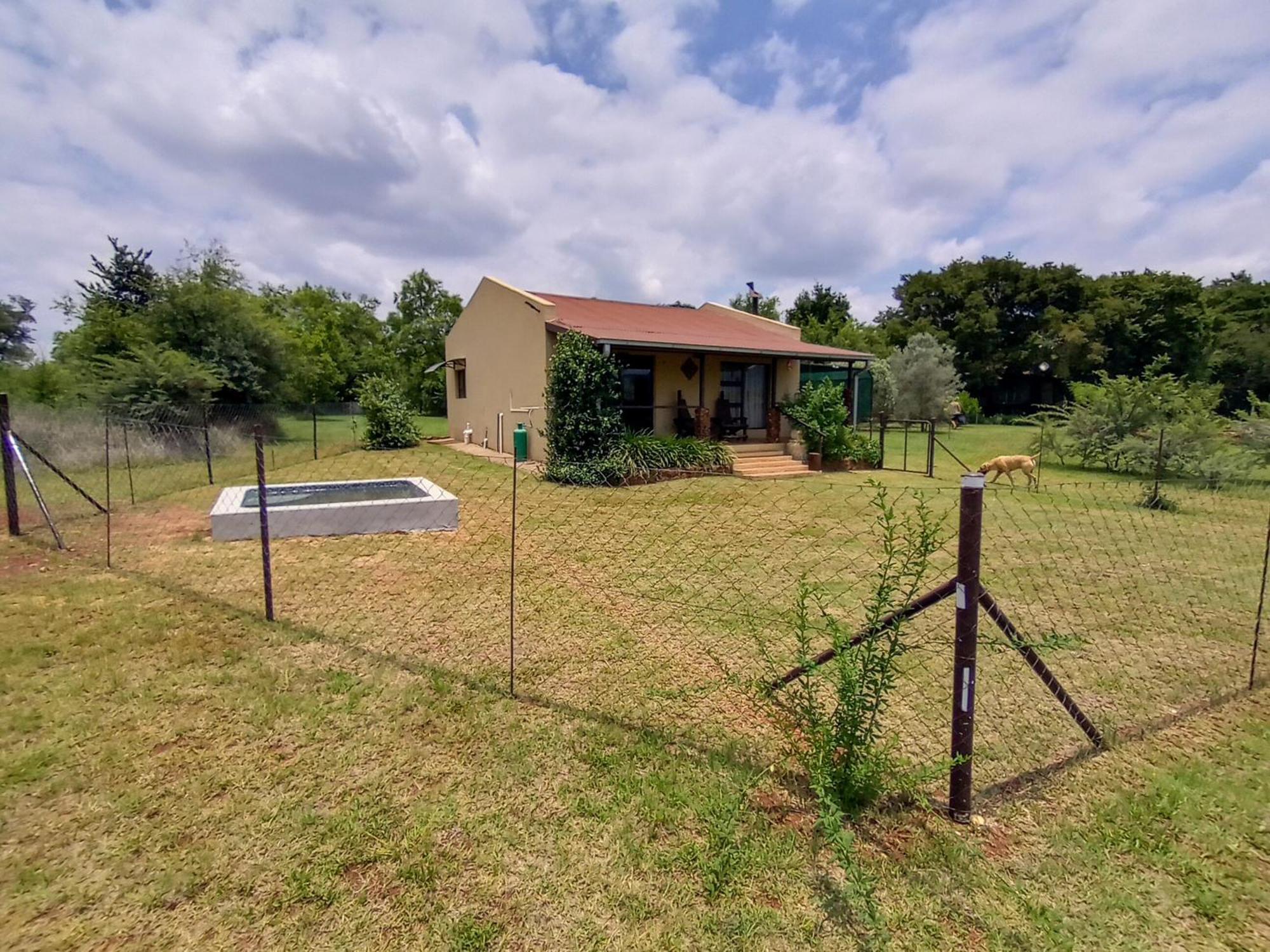 Votadini Country Cottages Magaliesburg Bilik gambar